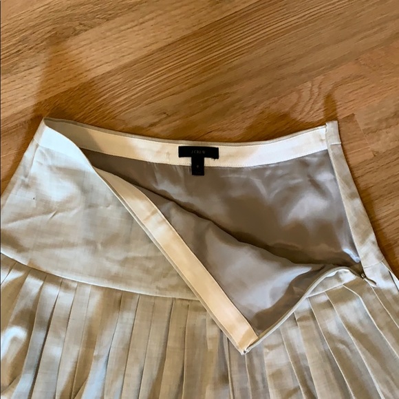 J crew Pleated Skirt - Picture 3 of 4